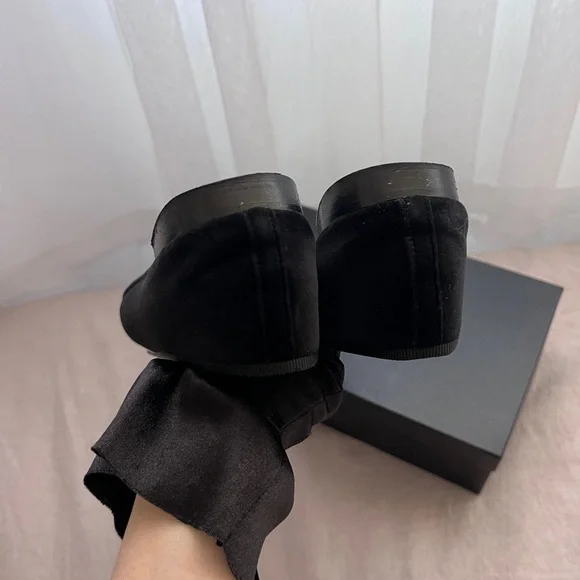 Auth Chanel Black Velvet Patent Classic CC Logo Ballerina Flats - Size 37.5